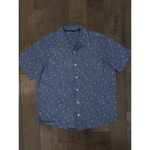 Chaps Coastland Wash‎ Men's Size L Button Up Short Sleeve Chambray Denim Pocket